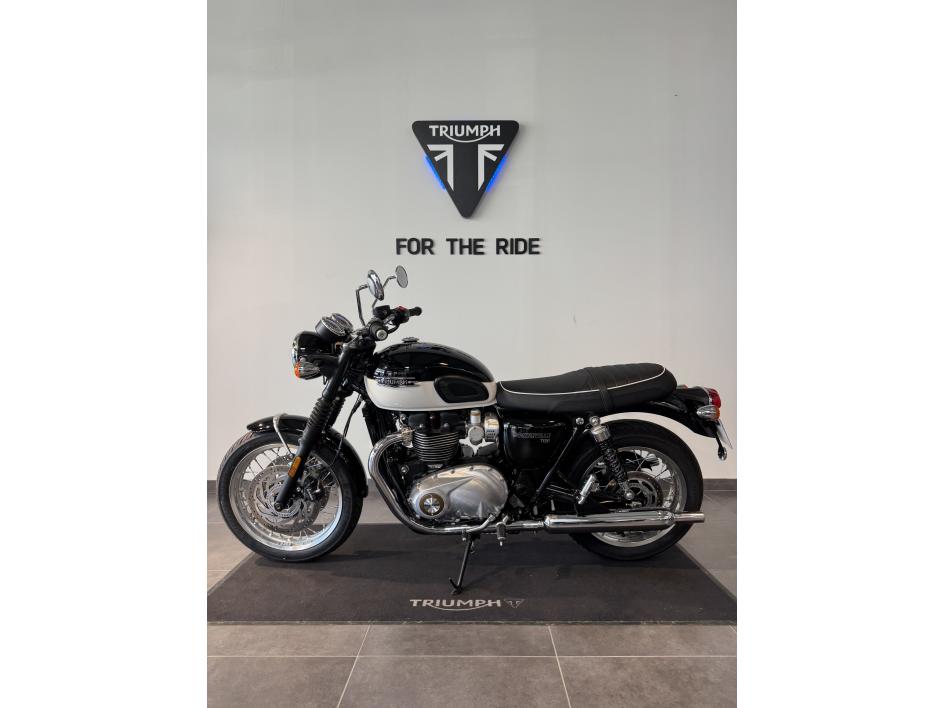 Triumph Bonneville  T120 pour 231€/mois chez Triumph Agen 