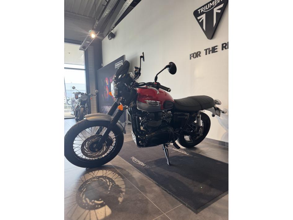TRIUMPH SCRAMBLER 900