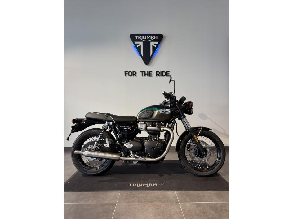 TRIUMPH BONNEVILLE T100 900 pour 207€ mois chez Triumph Agen