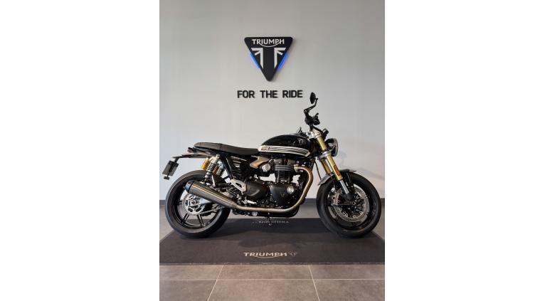 TRIUMPH SPEED TWIN 1200