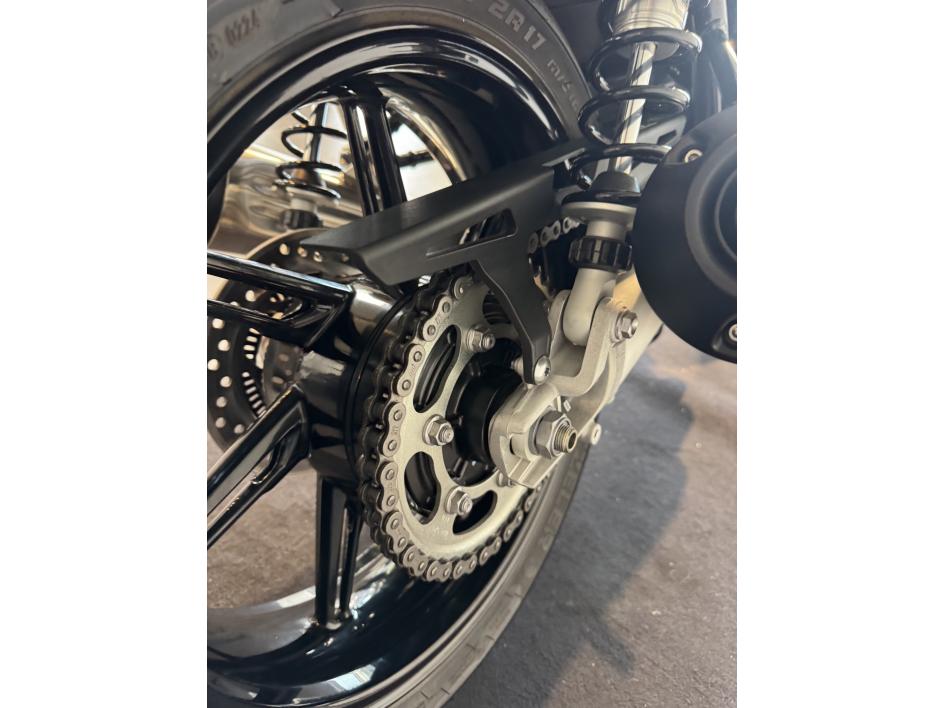 TRIUMPH SPEED TWIN 1200 rs pour 271€/mois chez Triumph Agen