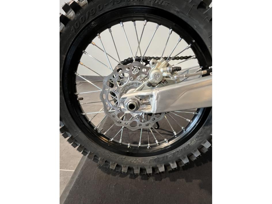 TRIUMPH TF 250-X NEUVE 2026 POUR  180€ MOIS CHEZ TRIUMPH 47 