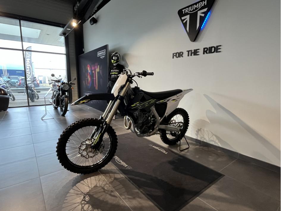 TRIUMPH TF 250-X NEUVE 2026 POUR  180€ MOIS CHEZ TRIUMPH 47 