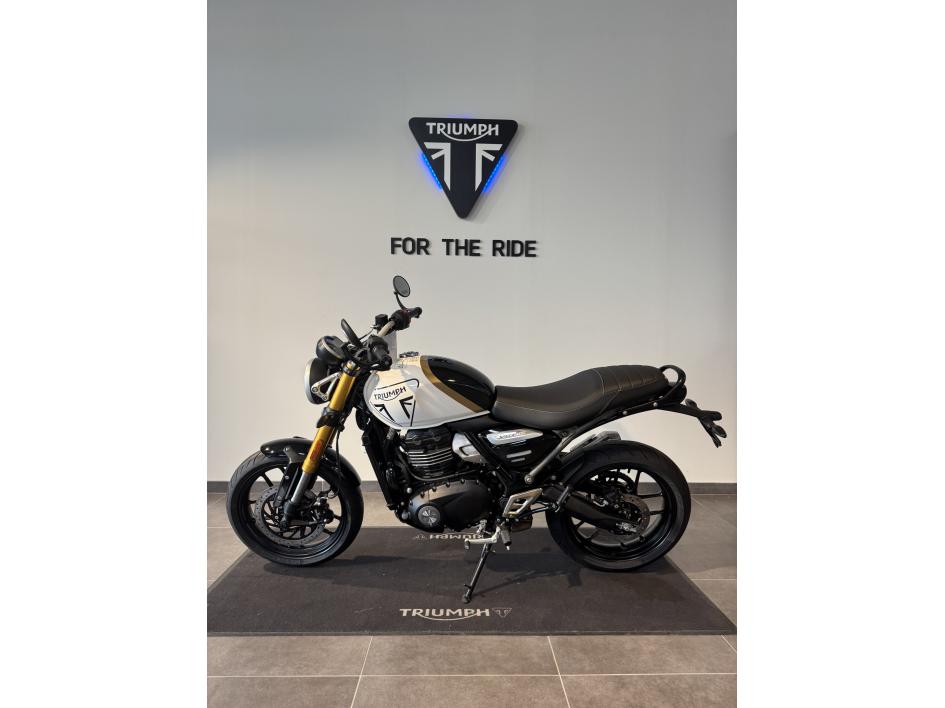 TRIUMPH SPEED 400 pour 116€mois chez Triumph Agen