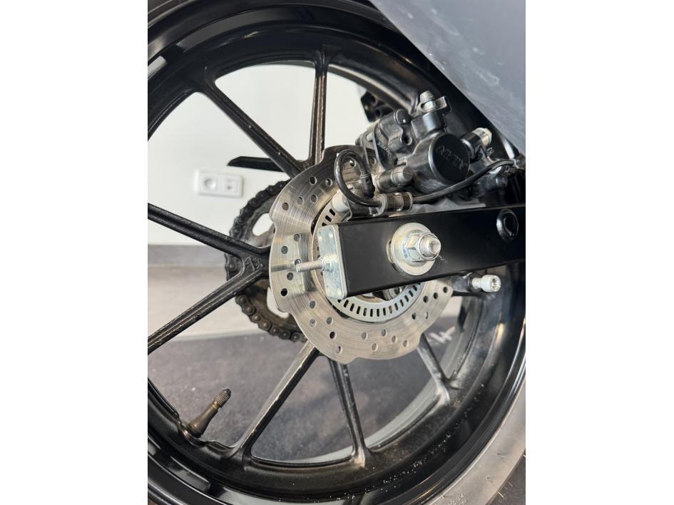 SUZUKI gsx-s 125 pour 95€/ mois sans apport chez Triumph Agen
