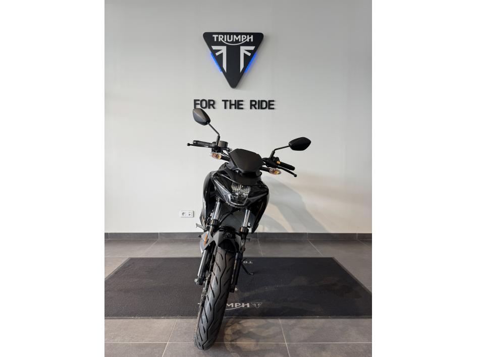 SUZUKI gsx-s 125 pour 95€/ mois sans apport chez Triumph Agen