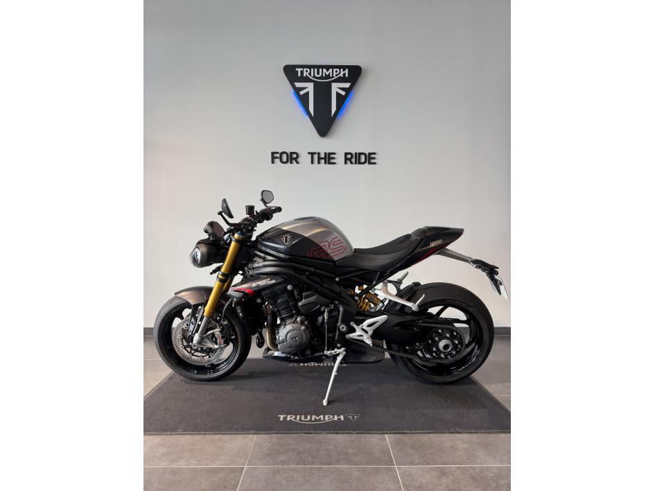 TRIUMPH SPEED TRIPLE 1200 RS POUR 324€/MOIS CHEZ TRIUMPH AGEN