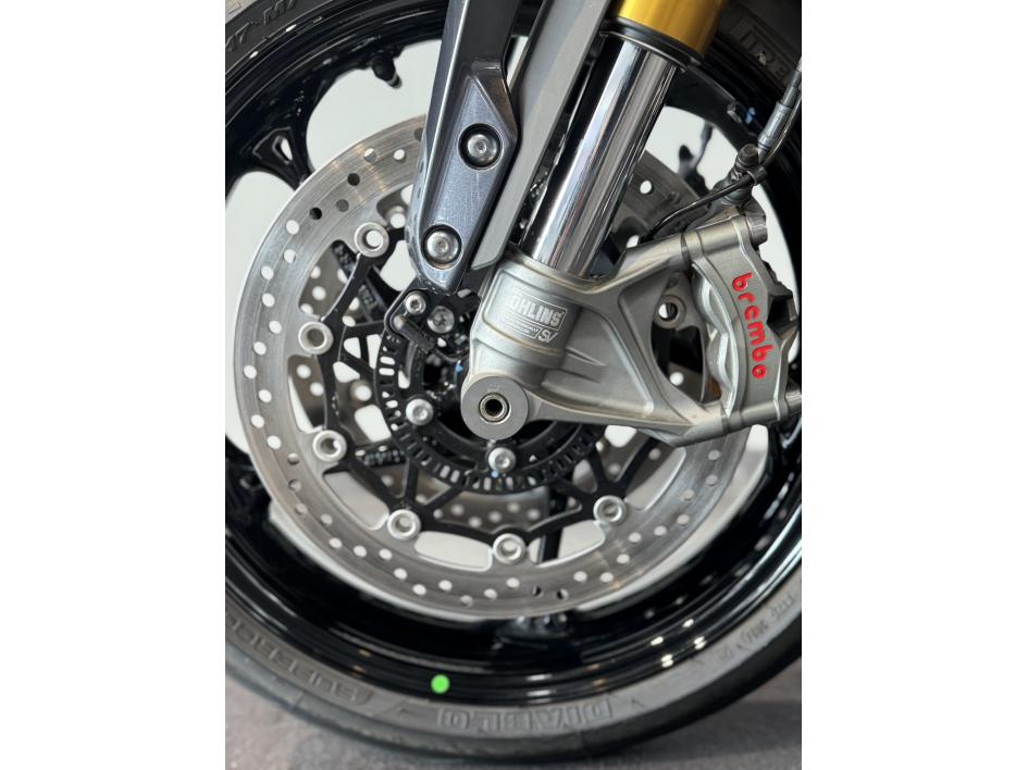 TRIUMPH SPEED TRIPLE 1200 RS POUR 324€/MOIS CHEZ TRIUMPH AGEN