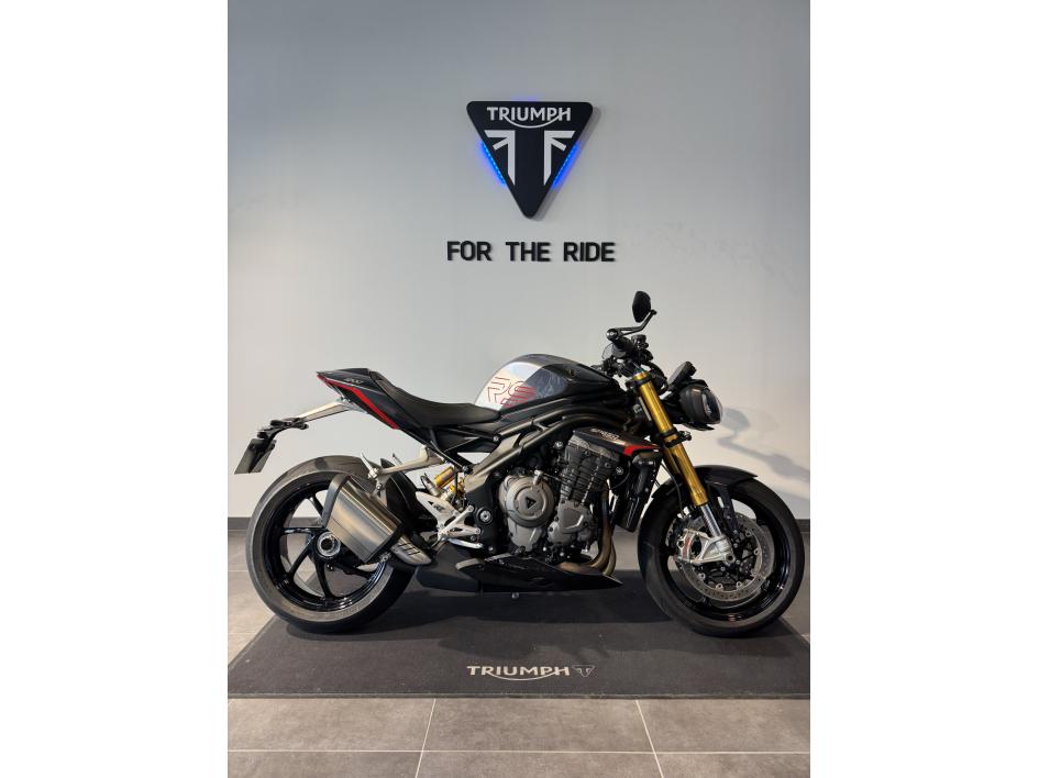 TRIUMPH SPEED TRIPLE 1200 RS POUR 324€/MOIS CHEZ TRIUMPH AGEN