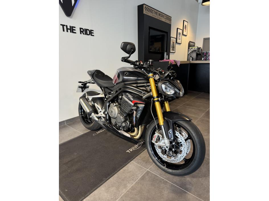 TRIUMPH SPEED TRIPLE 1200 RS POUR 324€/MOIS CHEZ TRIUMPH AGEN