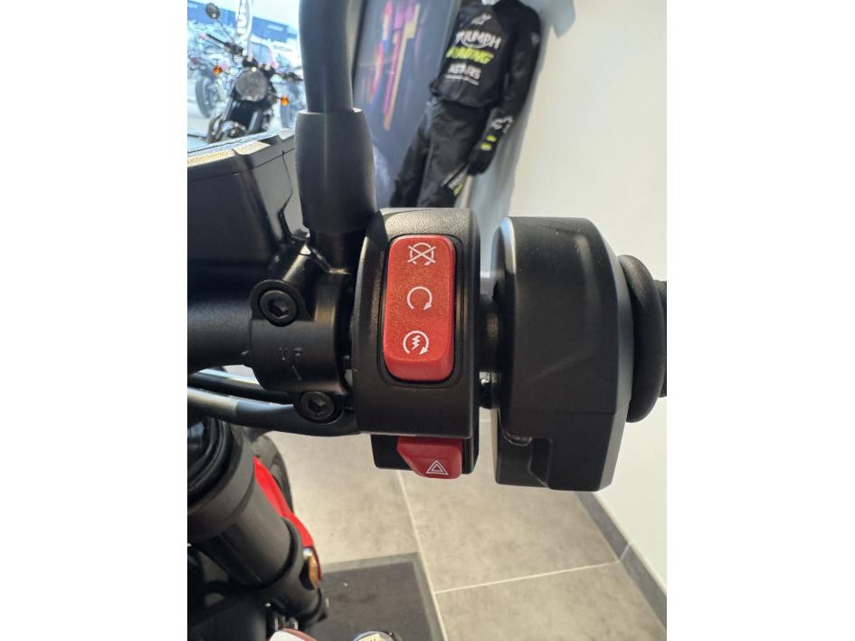 TRIUMPH TRIDENT 660 pour 149€ mois chez Triumph Agen